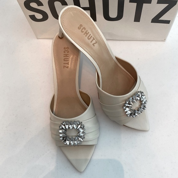 SCHUTZ • “Meisho” in Pearl Color Heel Mules - Picture 15 of 15